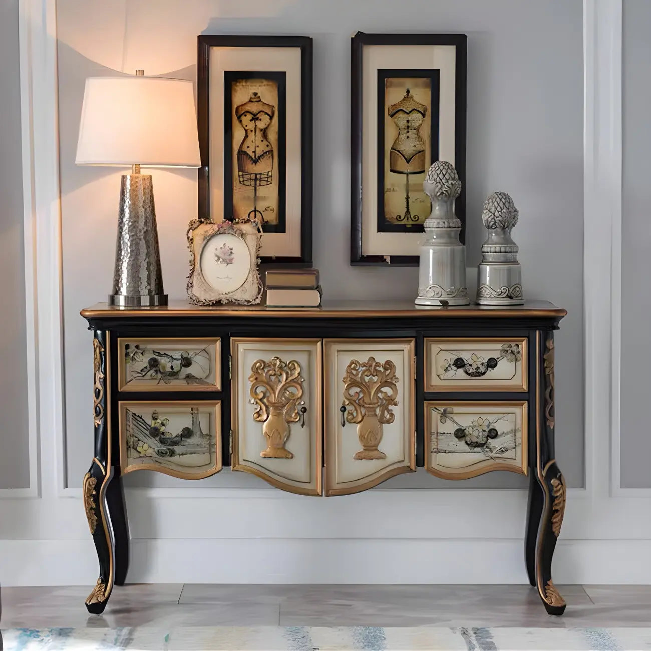Console de rangement en bois de style français avec tiroirs