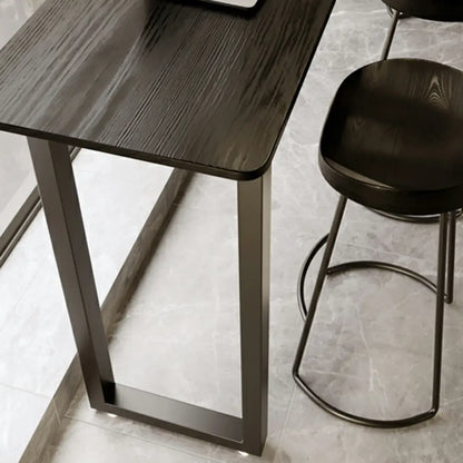 Élégante table de bar longue noire pour la maison et les cafés