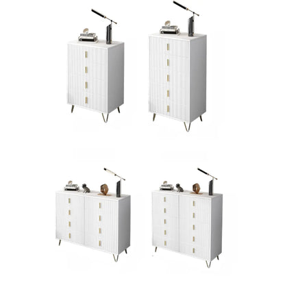 Coffre de rangement en bois à 4 pieds avec portes et tiroirs pour la maison