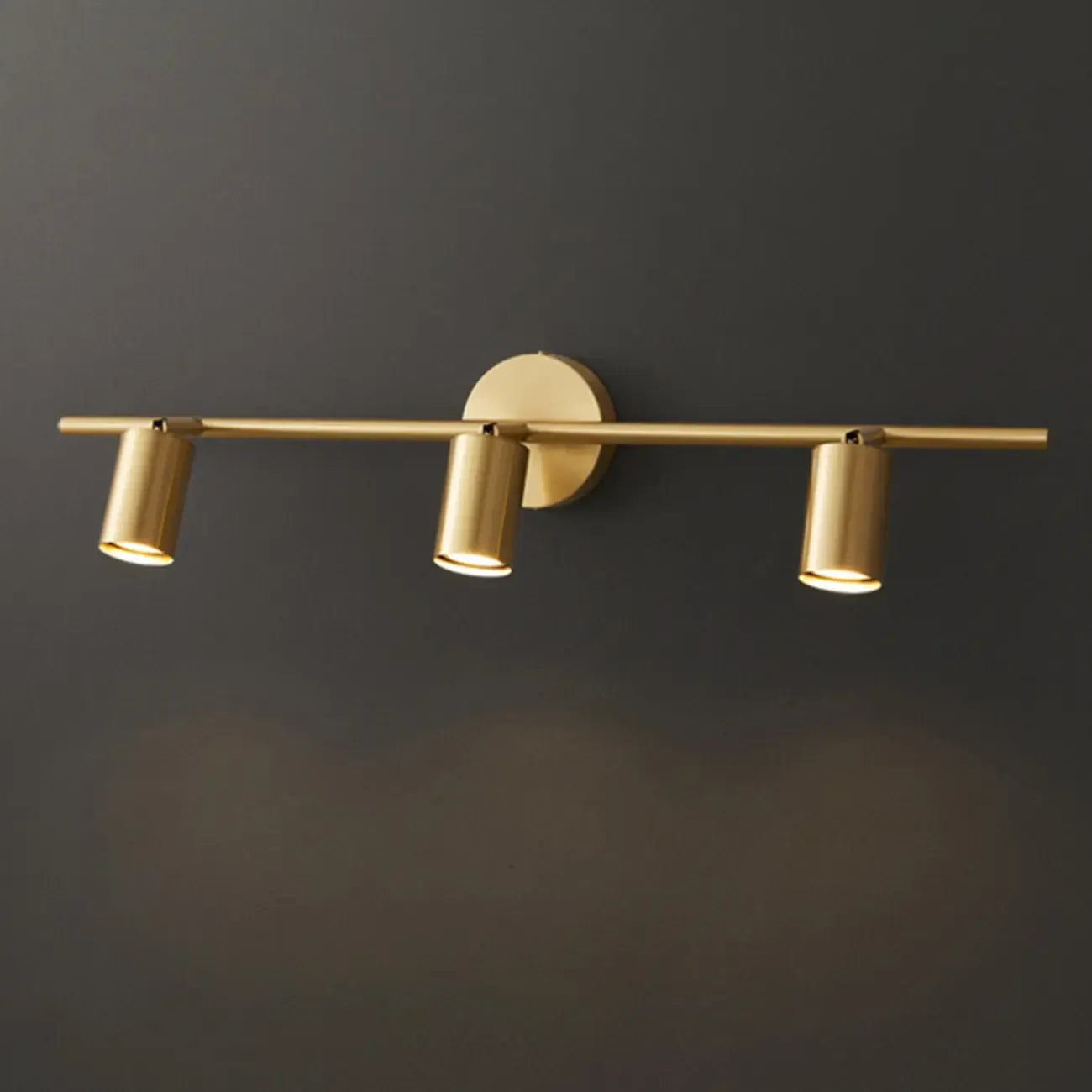 Applique murale moderne en métal pour salle de bain avec abat-jour en cuivre