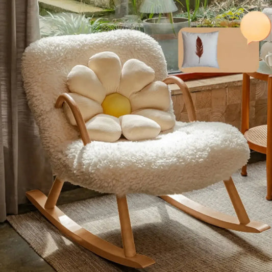 Fauteuil à bascule vintage en bois recouvert de flanelle