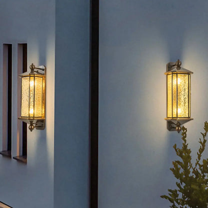 Applique murale vintage en métal avec abat-jour en verre pour extérieur