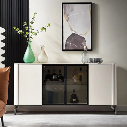 Buffet moderne avec comptoir en pierre et placards