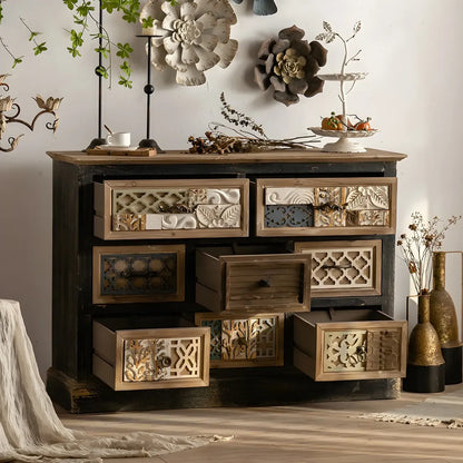 Buffet rustique en bois avec tiroirs décoratifs