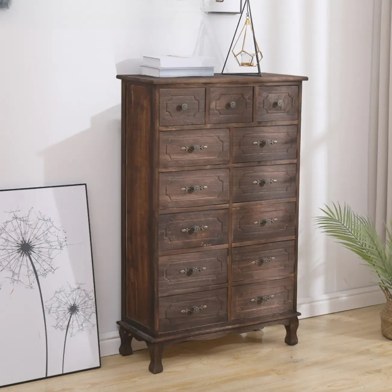 Meuble rustique marron à plusieurs tiroirs en bois pour salon