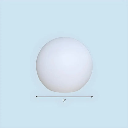 Boule lumineuse solaire LED pour jardin, idéale pour les allées extérieures.