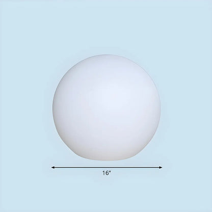 Boule lumineuse solaire LED pour jardin, idéale pour les allées extérieures.