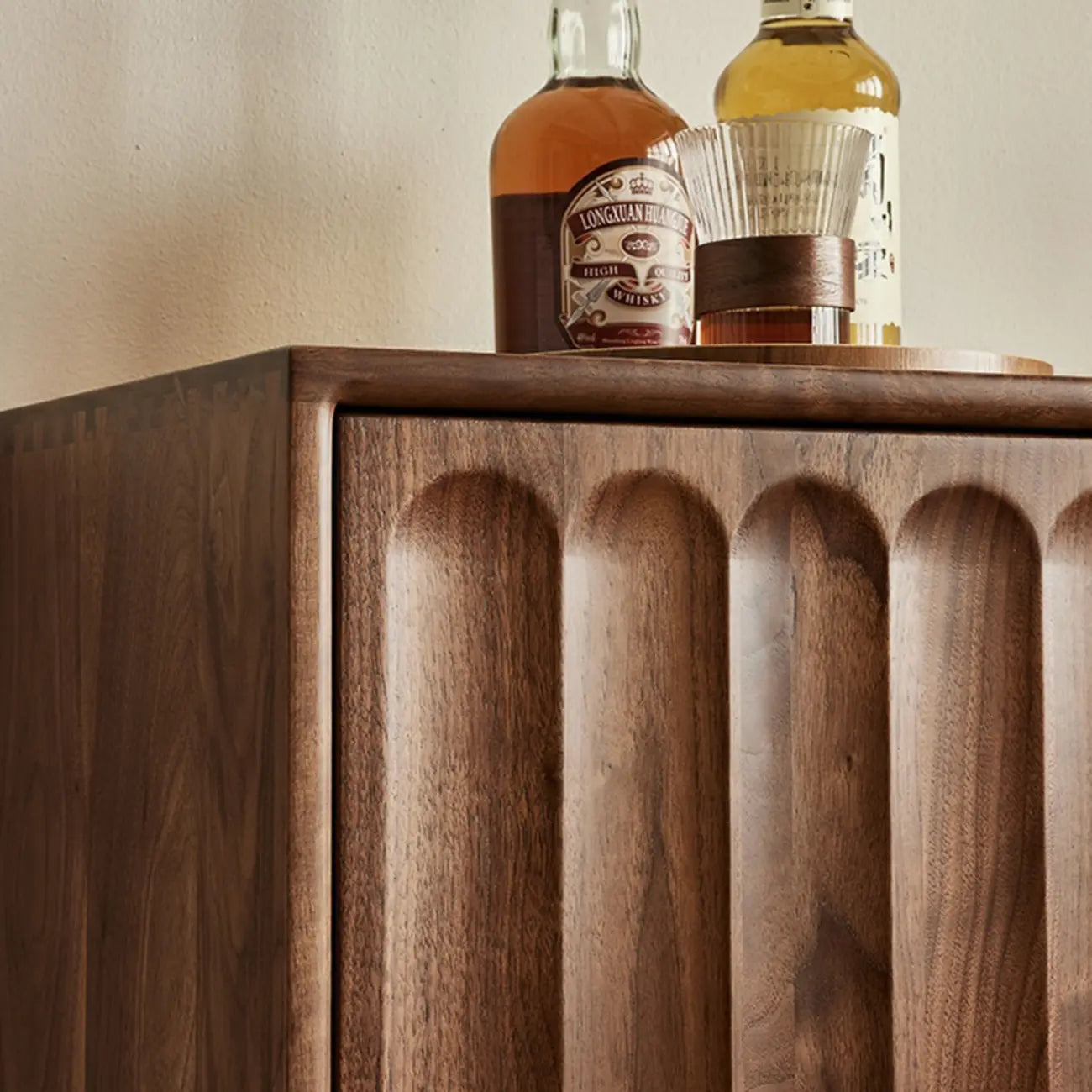 Meuble d'appoint scandinave en pin, autoportant