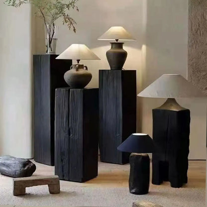 Table d'appoint carrée moderne en bois brun pour salon