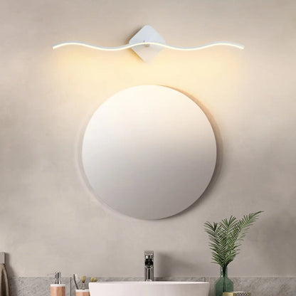 Applique murale moderne en métal ondulé avec LED intégrée pour salle de bain