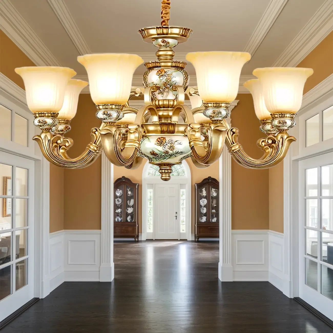 Lustre antique en céramique dorée avec cloche en verre dépoli