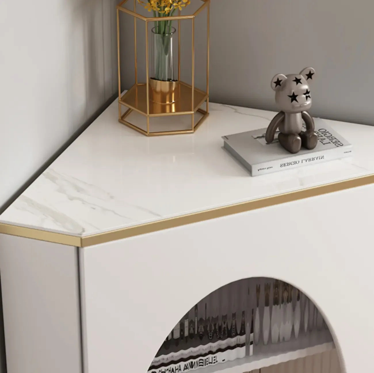 Meuble d'angle en verre, acier inoxydable et verre, finition ardoise grise et dorée glamour