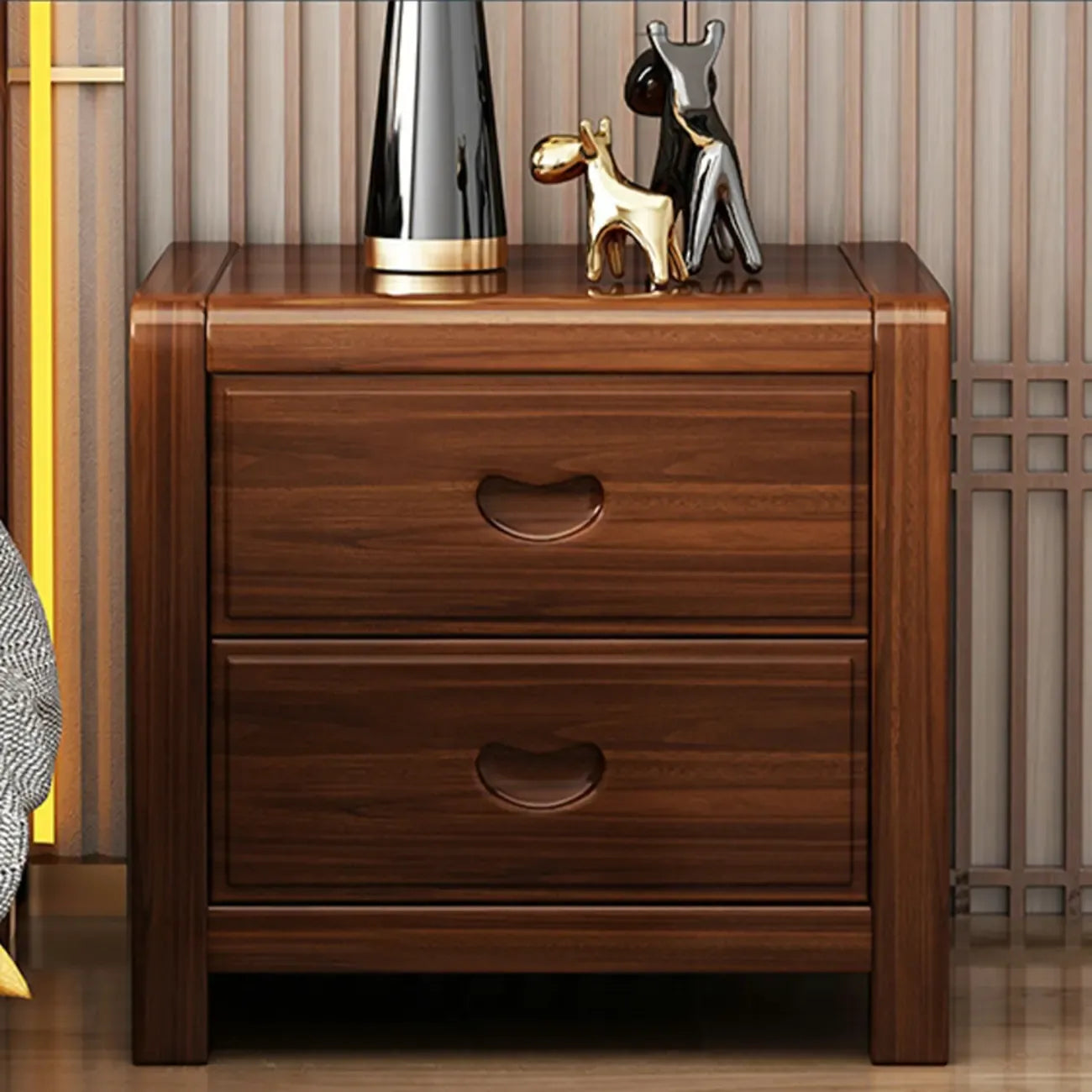 Petite table de chevet traditionnelle en bois brun noyer à 2 tiroirs