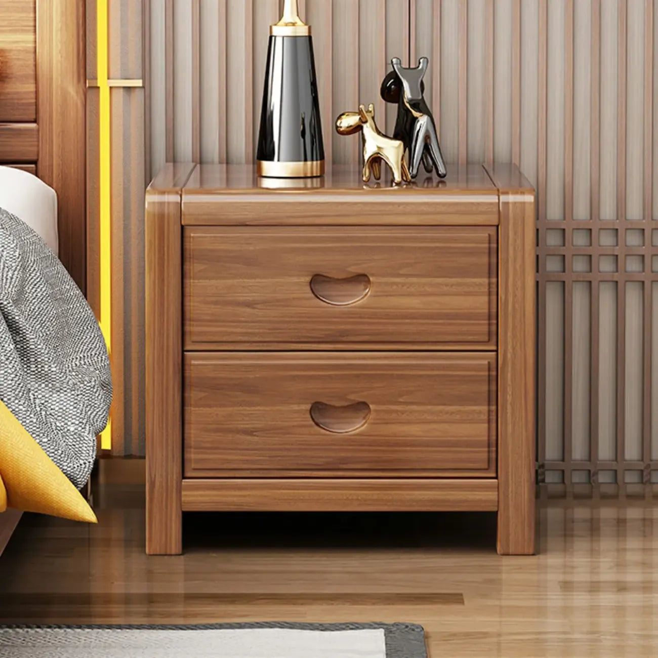 Petite table de chevet traditionnelle en bois brun noyer à 2 tiroirs