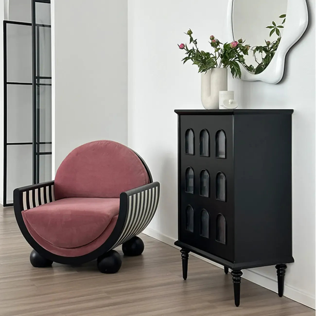 Élégant meuble de rangement d'appoint en bois noir à 9 panneaux de verre