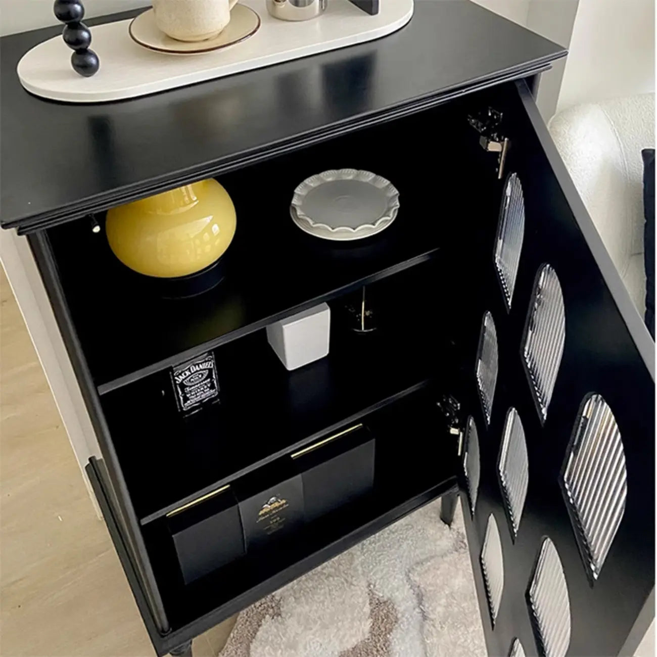 Élégant meuble de rangement d'appoint en bois noir à 9 panneaux de verre