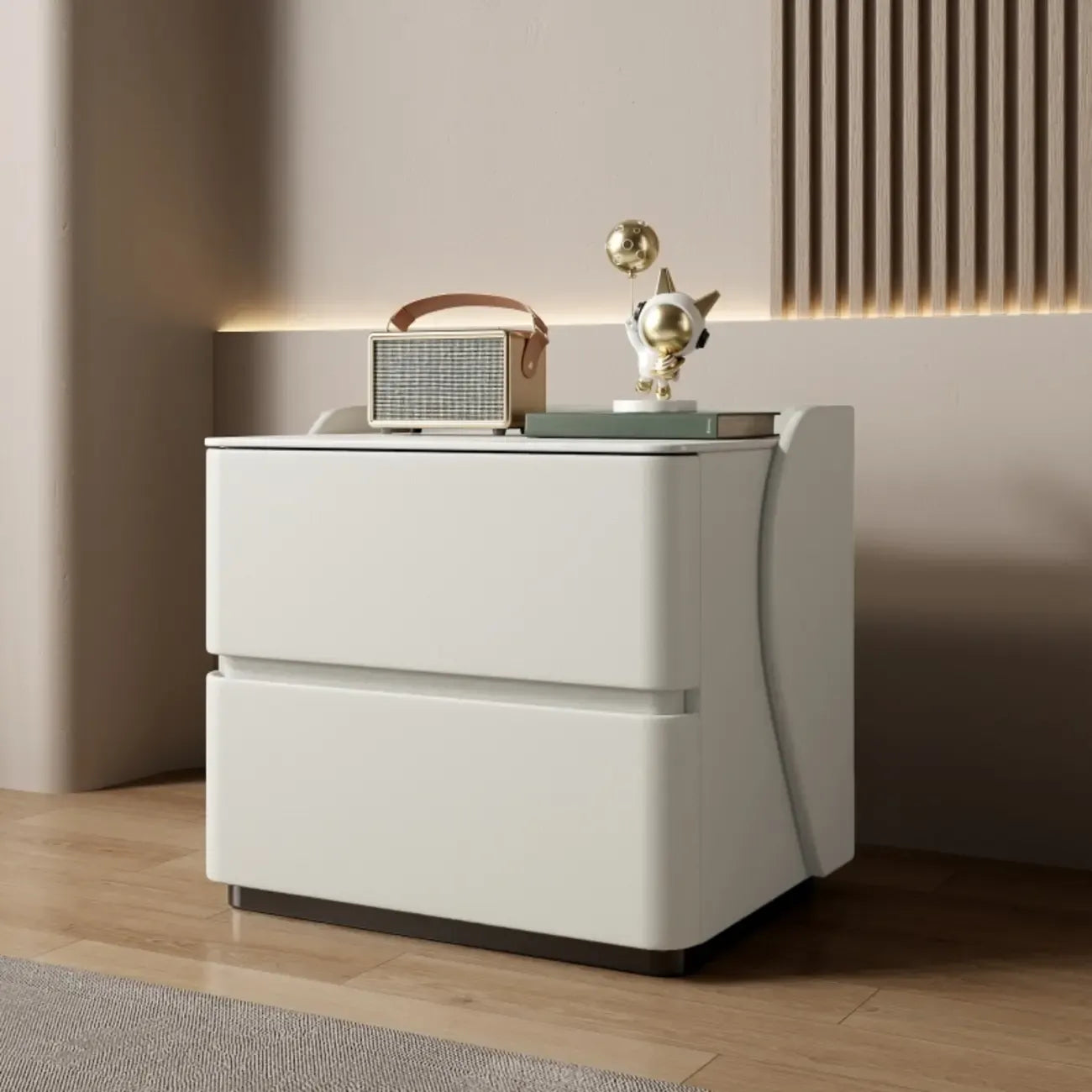 Table de chevet moderne en pin avec plateau en pierre et revêtement en cuir, à deux tiroirs