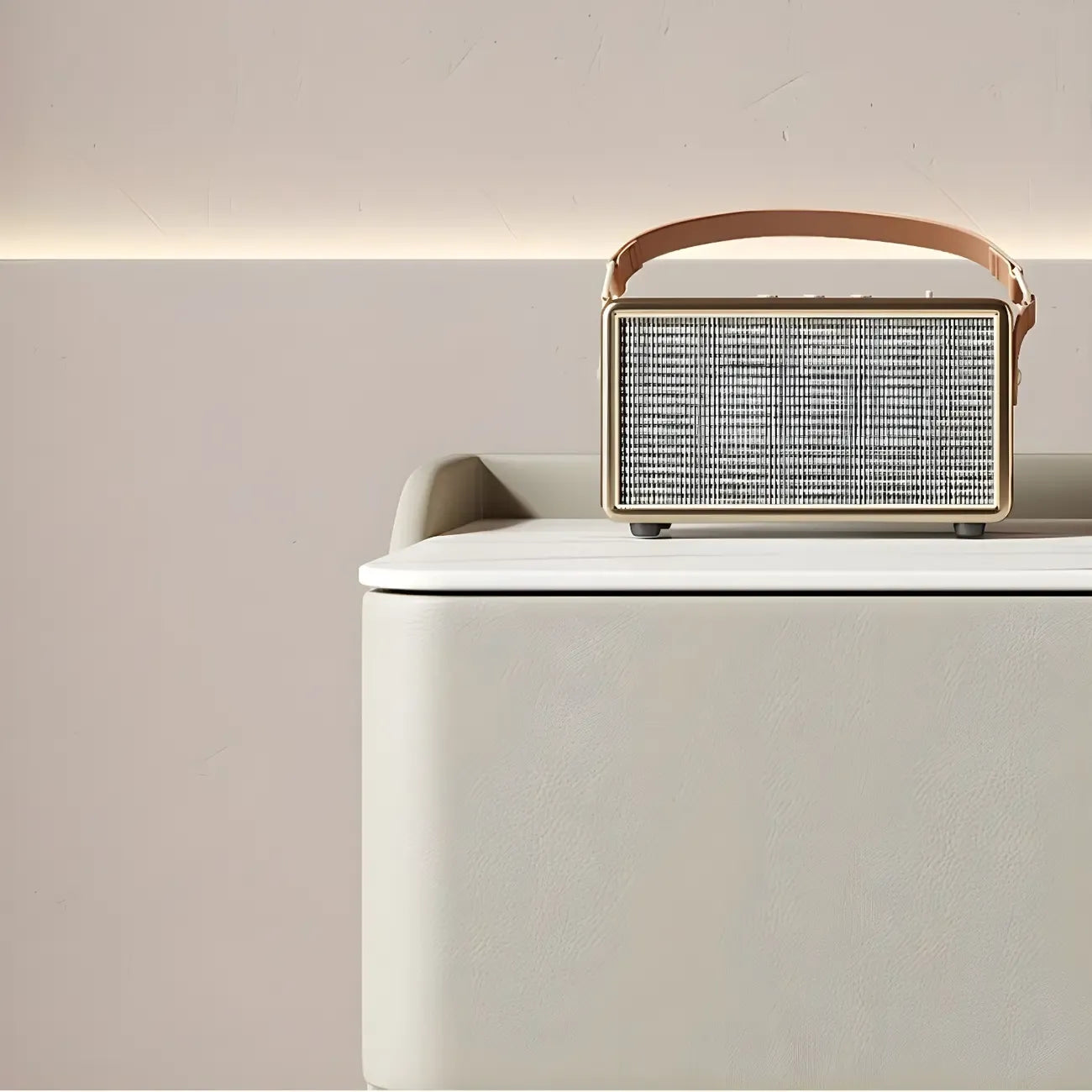 Table de chevet moderne en pin avec plateau en pierre et revêtement en cuir, à deux tiroirs