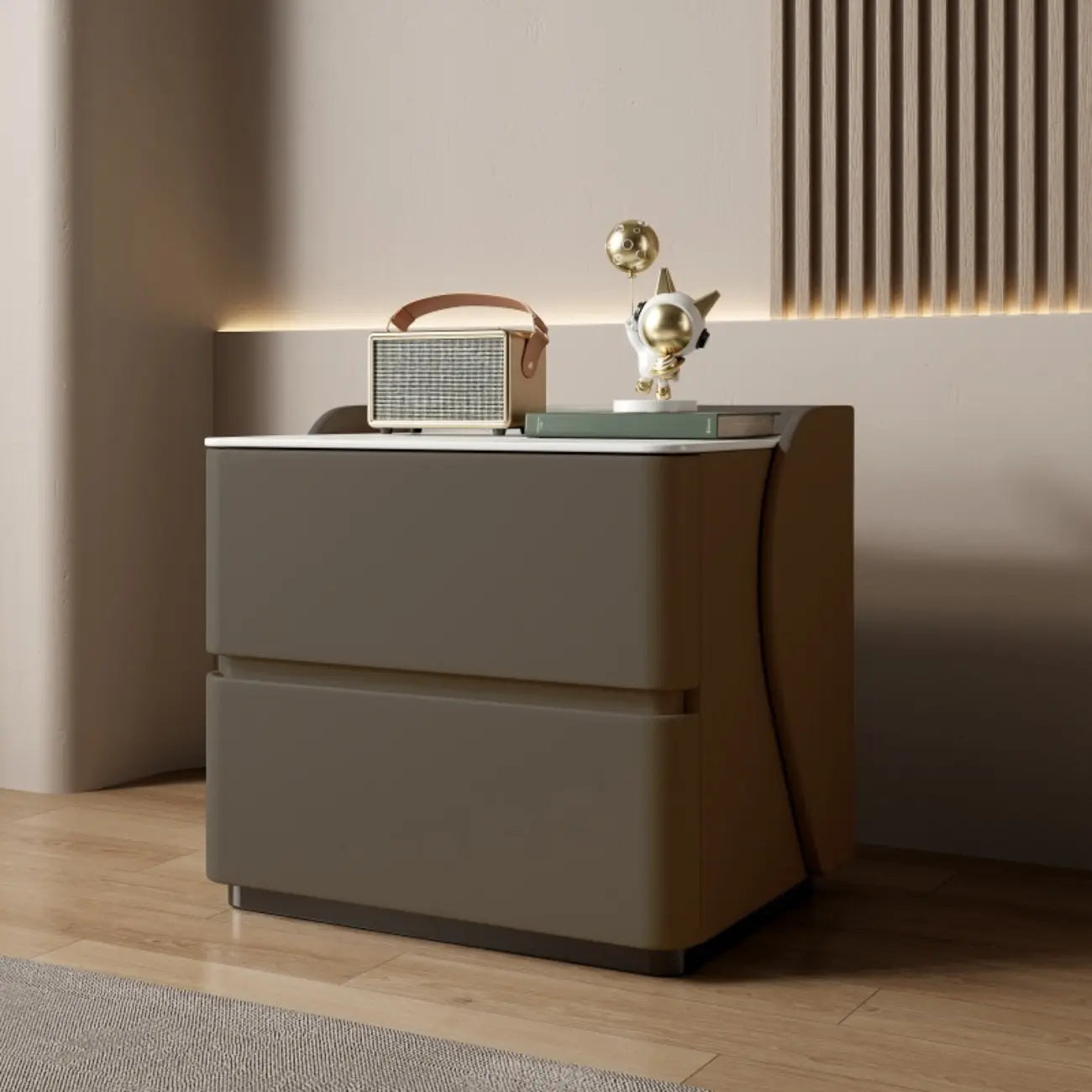 Table de chevet moderne en pin avec plateau en pierre et revêtement en cuir, à deux tiroirs