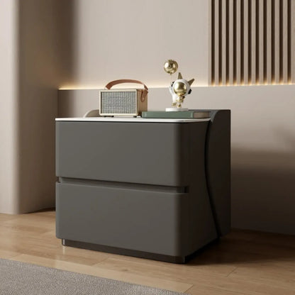 Table de chevet moderne en pin avec plateau en pierre et revêtement en cuir, à deux tiroirs