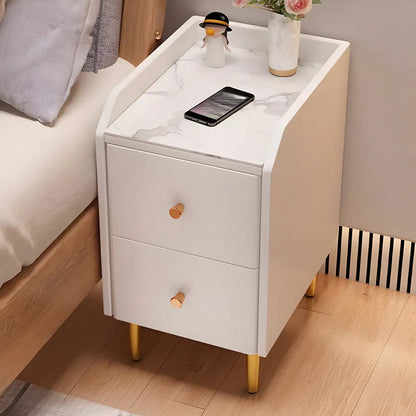 Table de chevet étroite à tiroirs en similicuir avec plateau en pierre