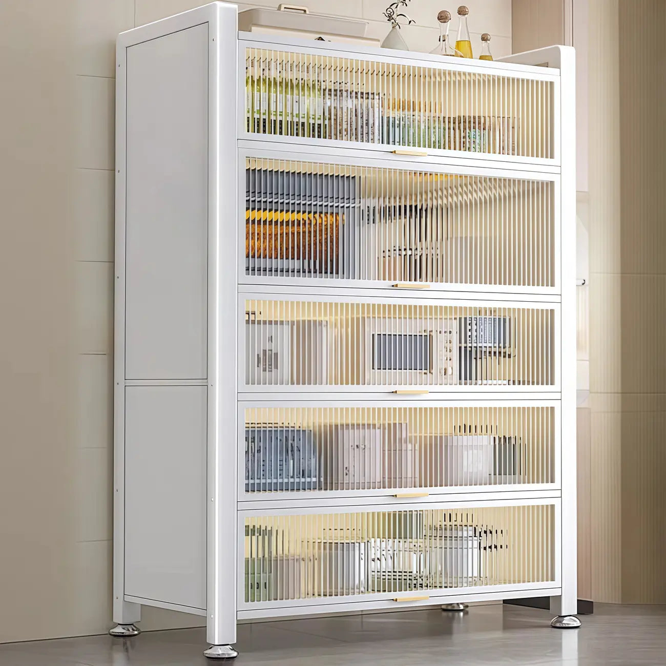 Buffet moderne et simple en métal avec portes relevables et plusieurs placards