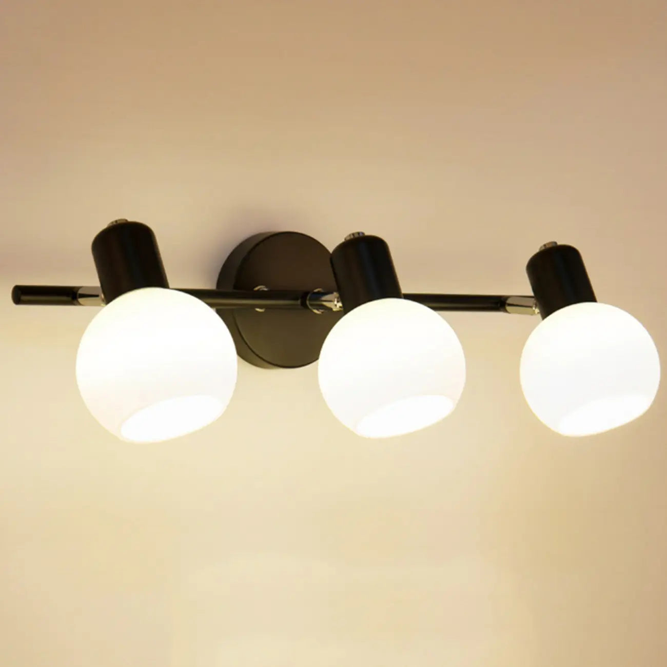 Applique murale moderne en métal et verre noir avec dôme pour salle de bain