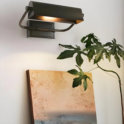 Applique murale moderne en métal avec abat-jour encastré pour salle de bain