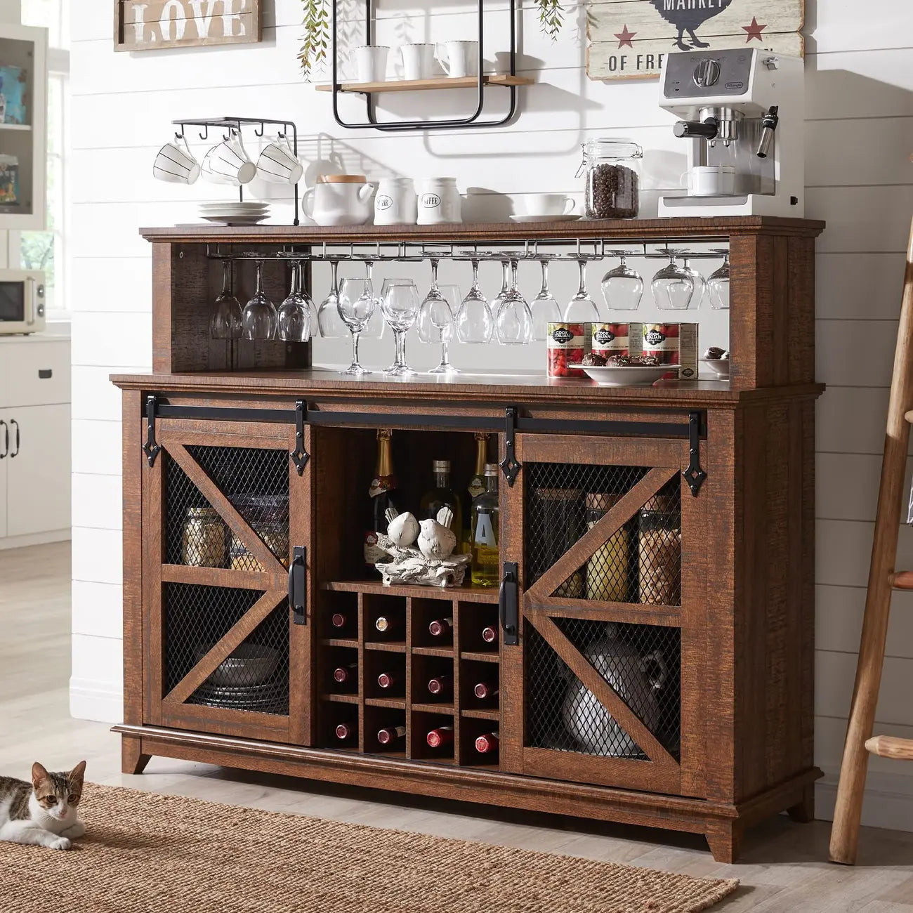 Armoire de rangement traditionnelle américaine en bois pour bar à vin