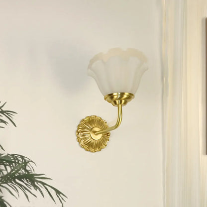 Applique murale vintage à motif floral avec abat-jour en verre pour salon