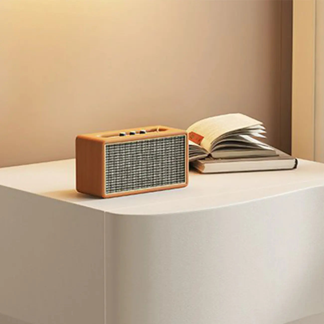 Table de chevet moderne à 3 tiroirs en bois blanc ondulé