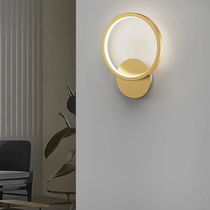 Applique murale carrée moderne à LED avec finition laiton pour chambre à coucher