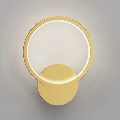 Applique murale carrée moderne à LED avec finition laiton pour chambre à coucher