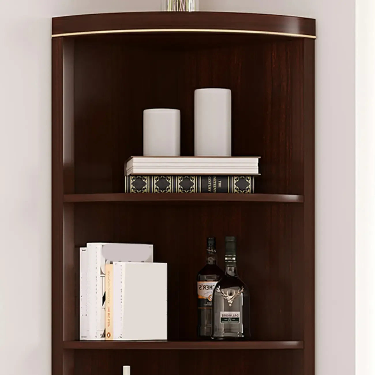 Meuble d'angle en bois gris antique avec accents dorés