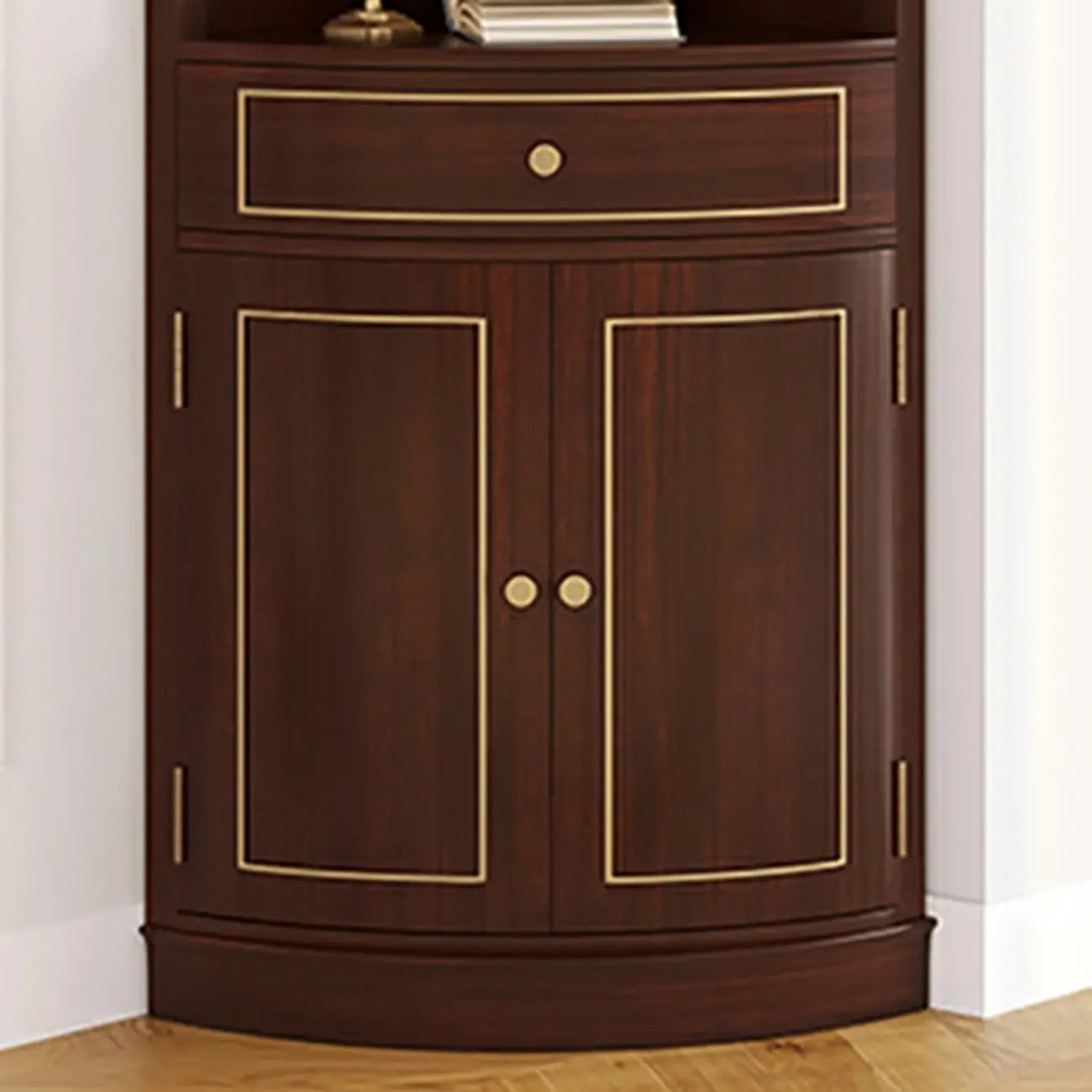 Meuble d'angle en bois gris antique avec accents dorés