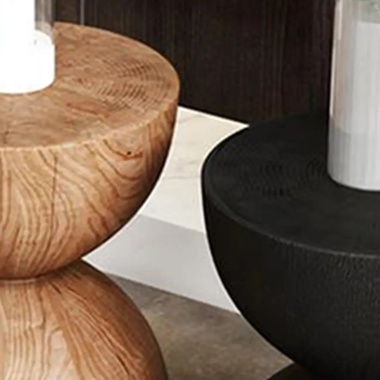 Table d'appoint moderne en bois en forme de tambour avec plateau rabattable pour salon
