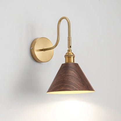 Applique murale moderne Mini Cone avec abat-jour en noyer