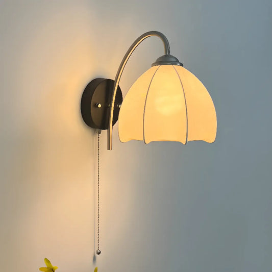 Applique murale vintage 6,5 avec abat-jour conique en tissu pour chambre à coucher