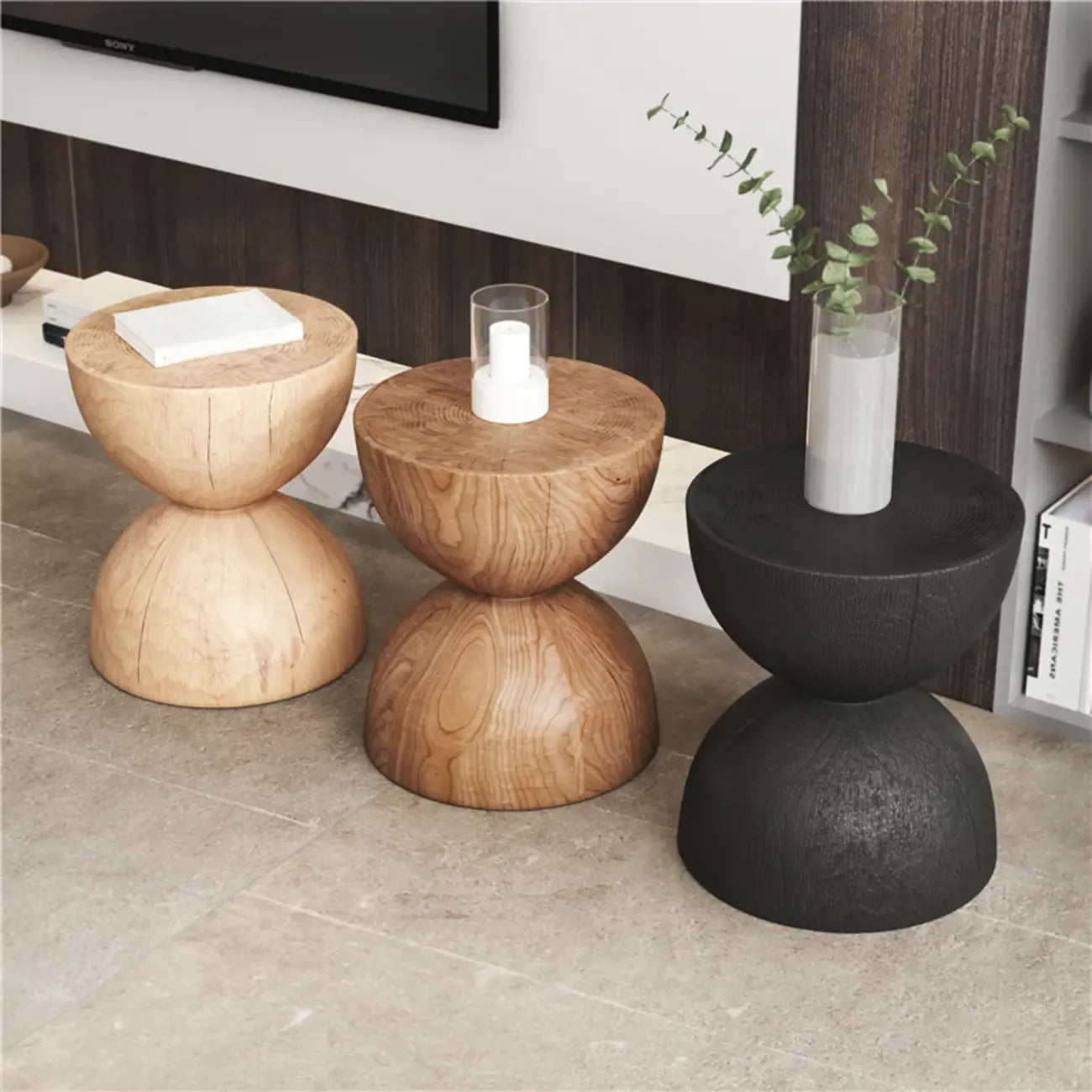 Table d'appoint en bois naturel de forme sablier