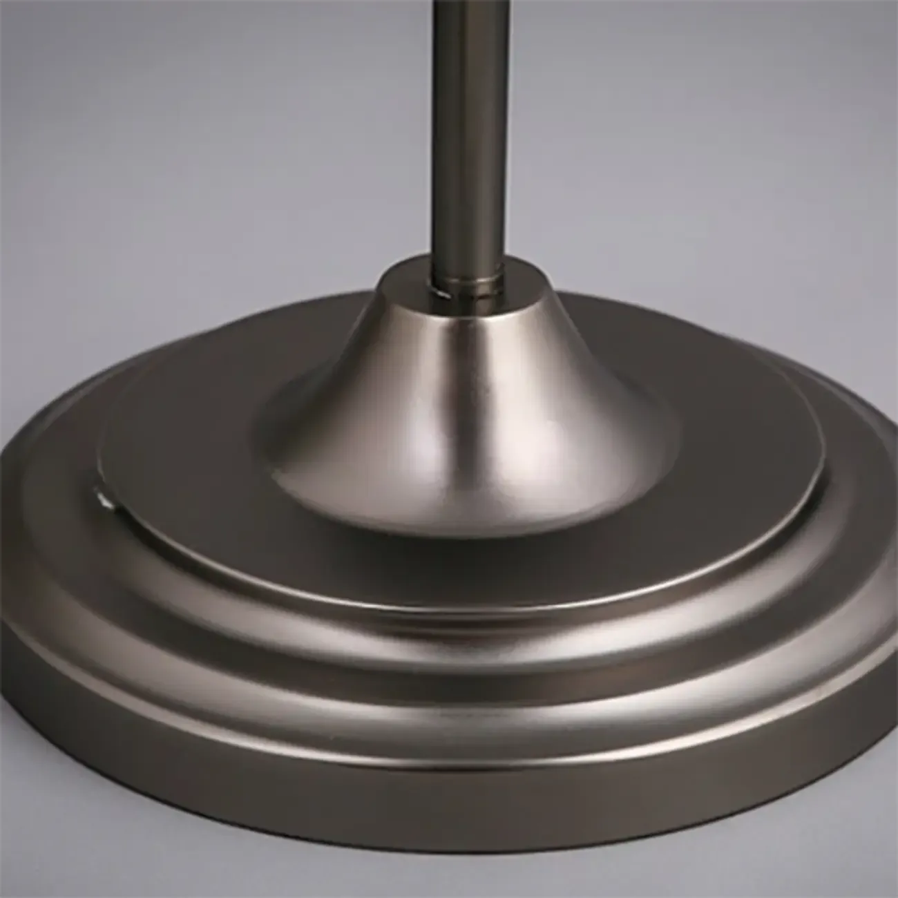 Lampadaire industriel rétro réglable en métal