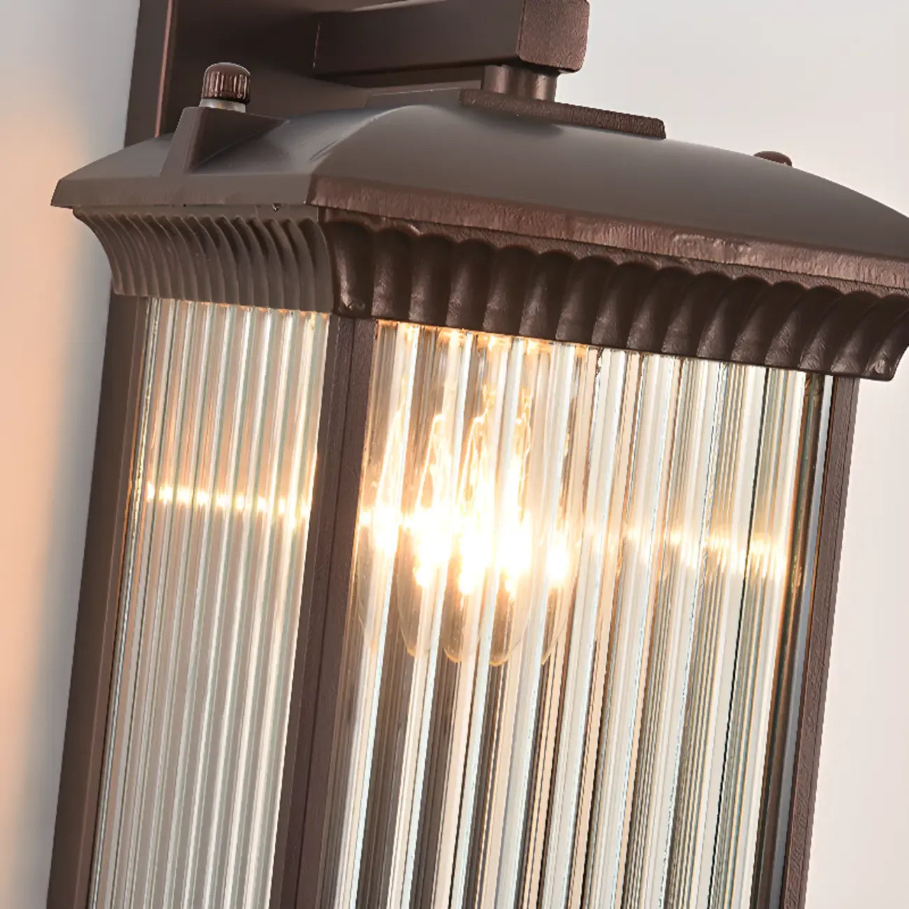 Applique murale d'extérieur classique vintage en métal et verre