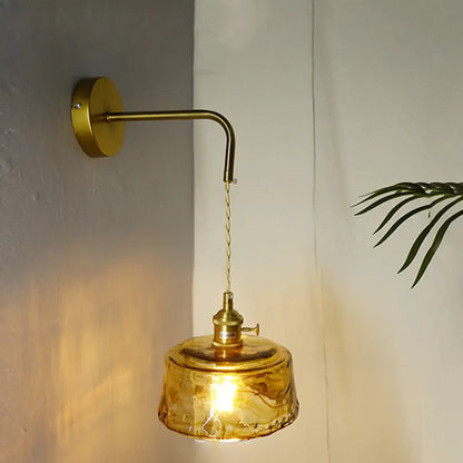 Applique murale vintage à bras articulé avec abat-jour en verre ambré
