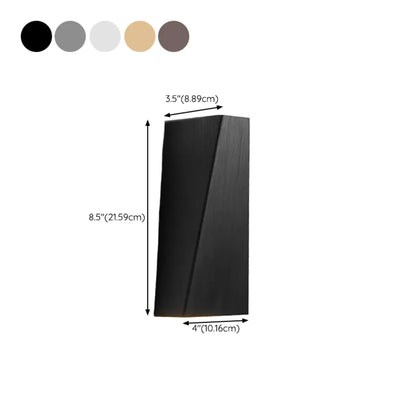 Applique murale géométrique simple à 2 lumières avec abat-jour en métal