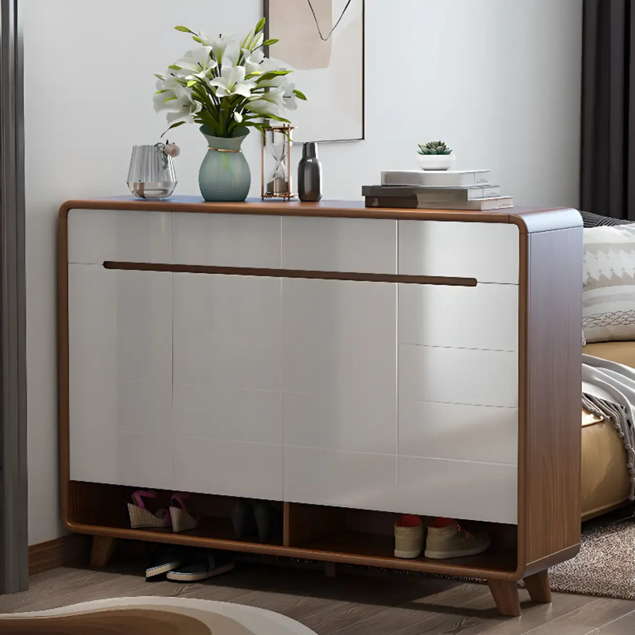 Armoire à chaussures d'entrée traditionnelle en noyer