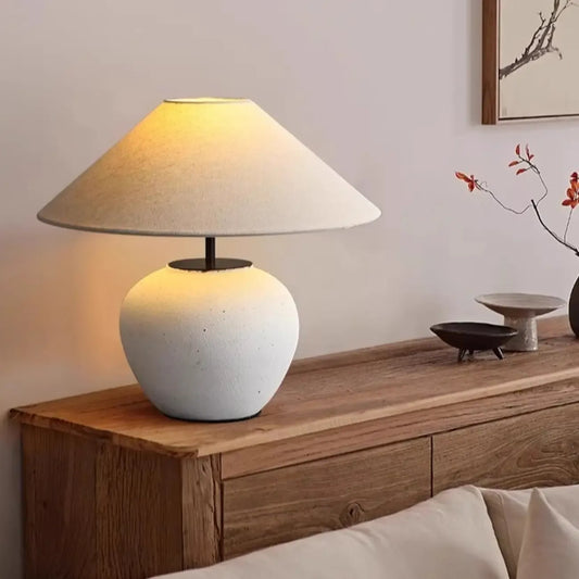 Lampe de table LED en céramique blanche avec abat-jour en tissu