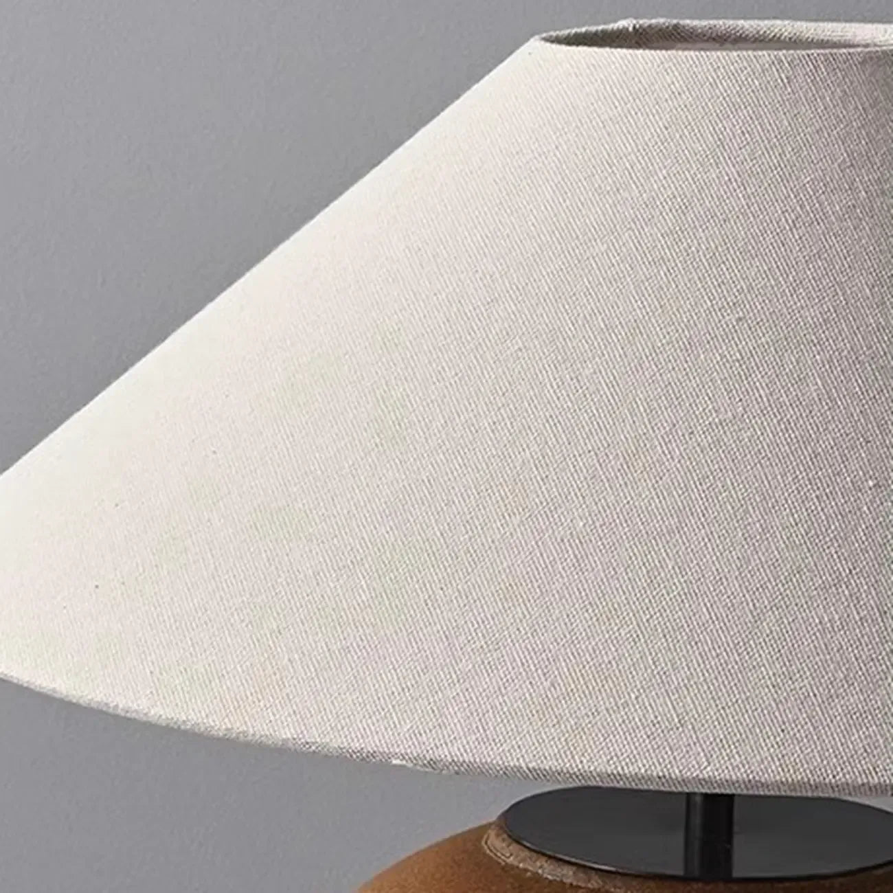 Lampe de table LED en céramique blanche avec abat-jour en tissu