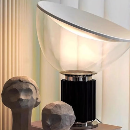 Lampe de table moderne en verre avec options LED