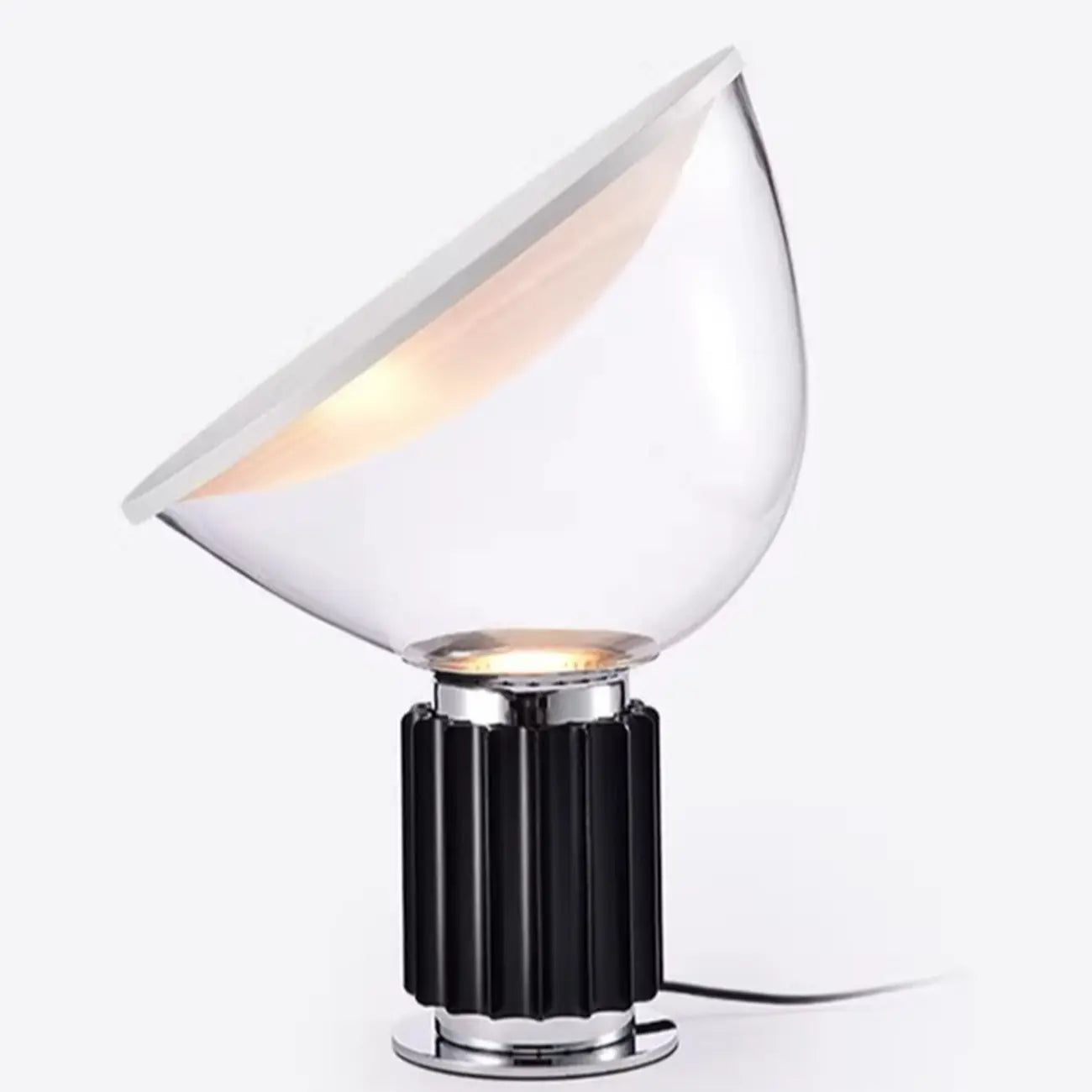 Lampe de table moderne en verre avec options LED