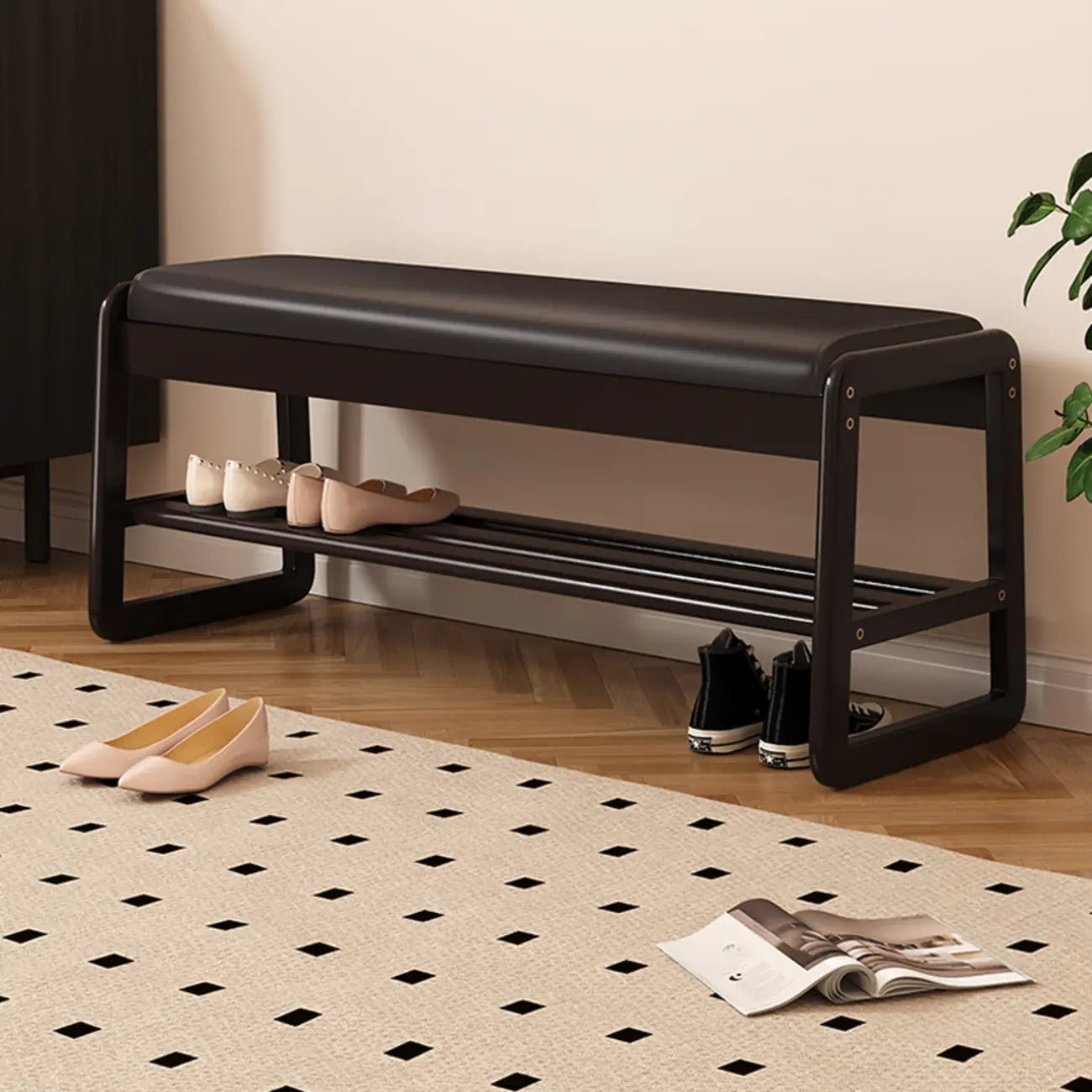 Banc à chaussures moderne noir capitonné avec étagères de rangement
