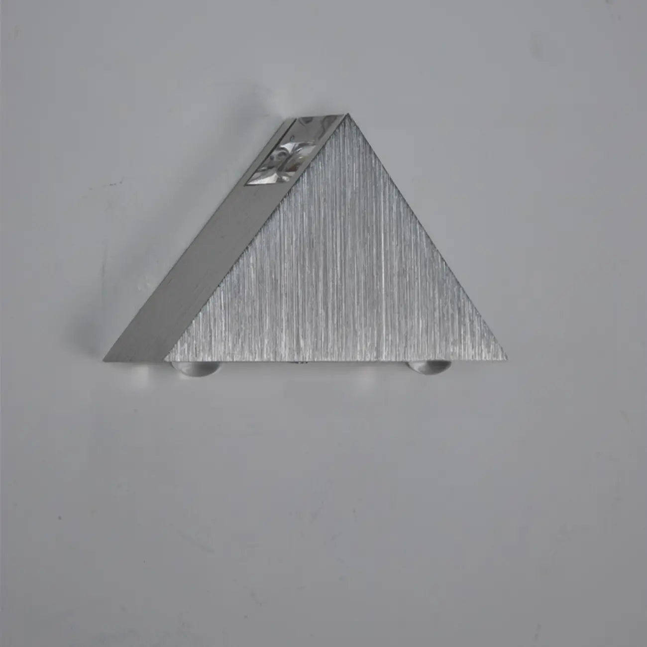 Applique murale triangulaire moderne argentée à LED pour la décoration intérieure